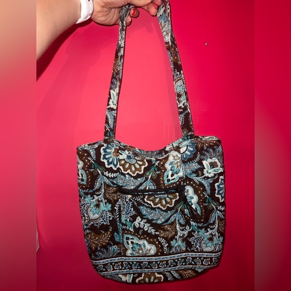 Vera Bradley Floral Purse Bundle of 10 Purses, Totes, Shoulder Bags & Wallets - Picture 4 of 13